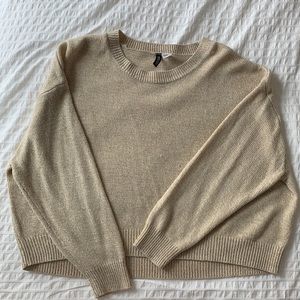 H&M boxy light weight sweater